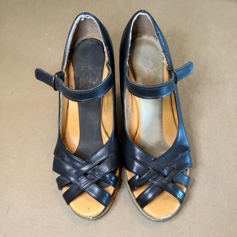 BAMBOO Black Wedge Sandals